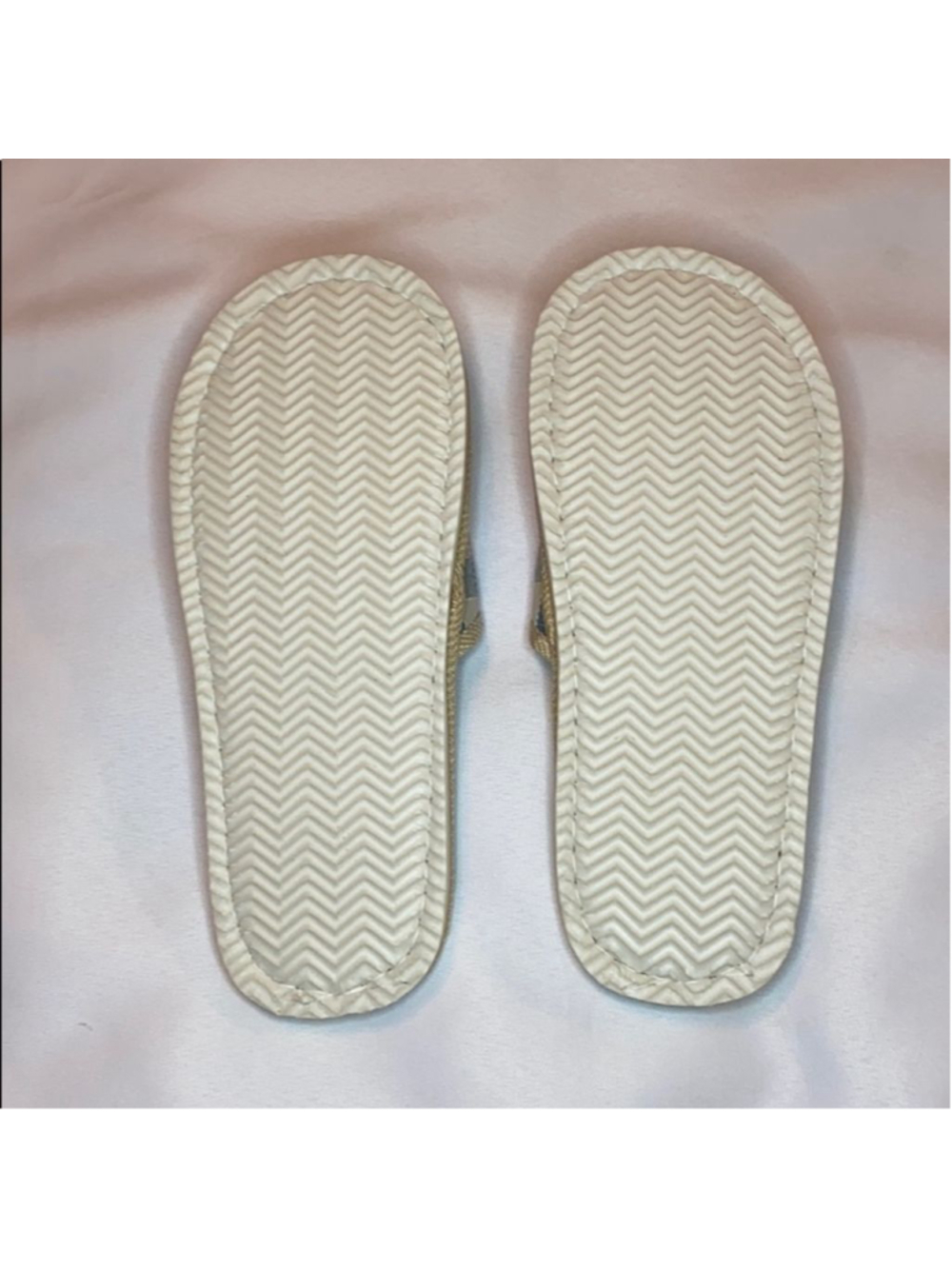 GINGHAM SLIPPERS ✨✨✨ - Picture 2 of 5
